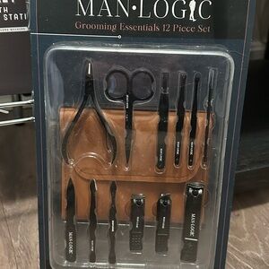 Black Grooming Essentials 12 Piece Set